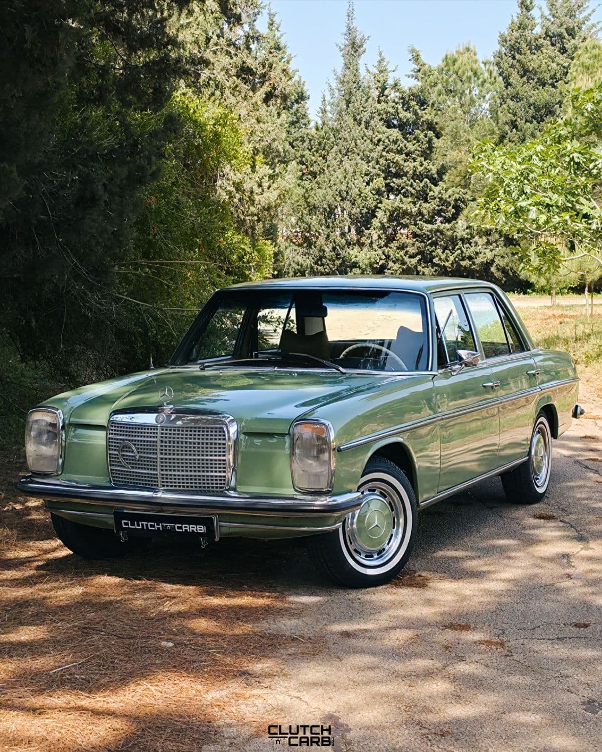 Mercedes-Benz 220 W115