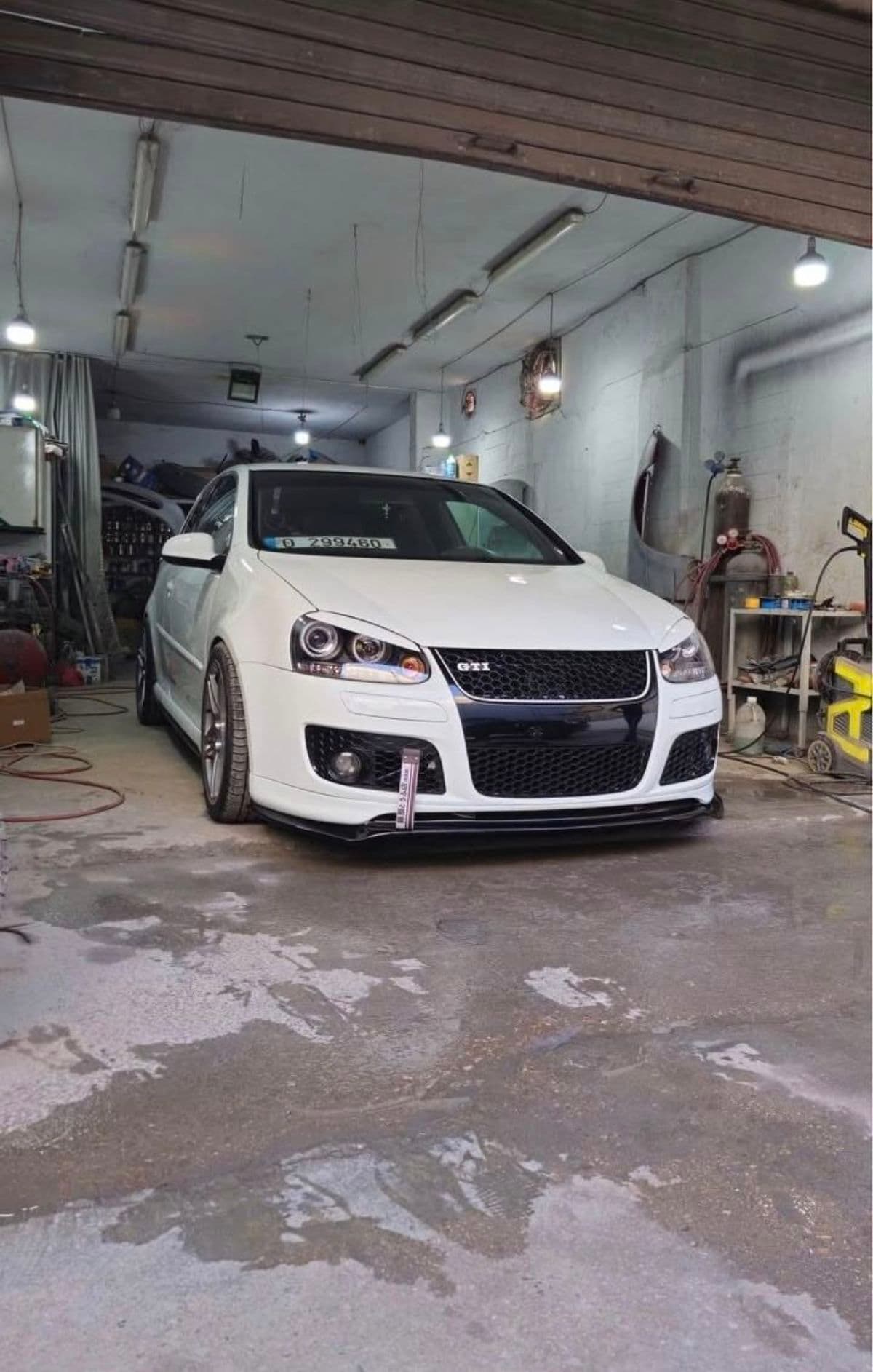 Volkswagen Golf GTI