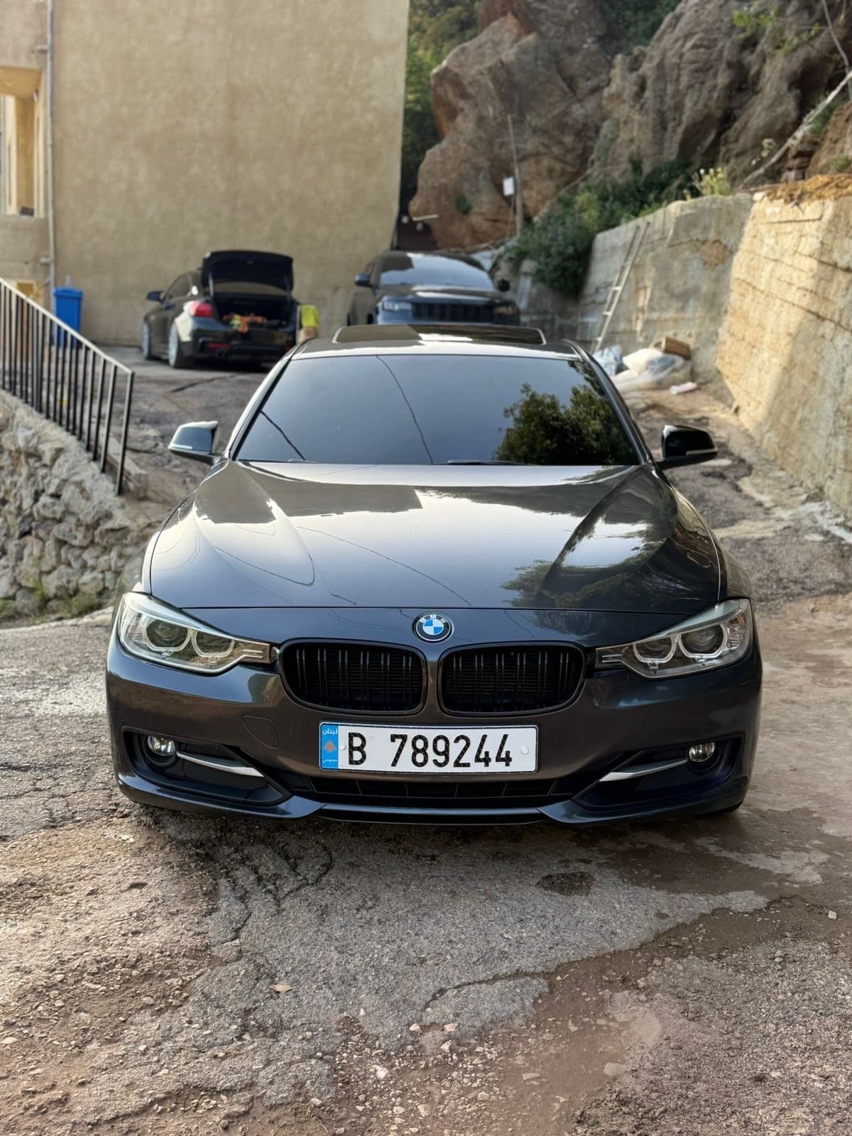 BMW 320i