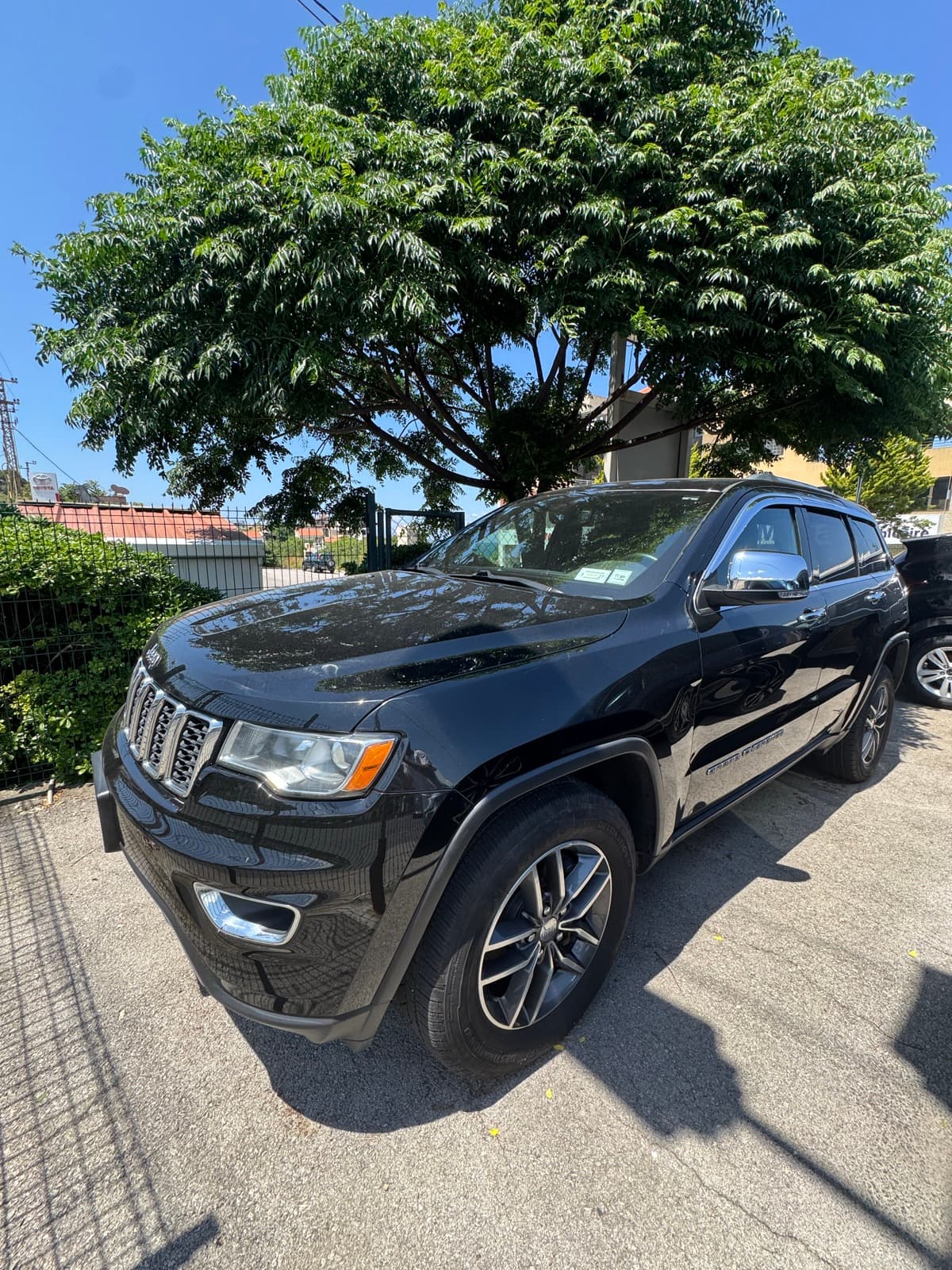 Jeep Cherokee