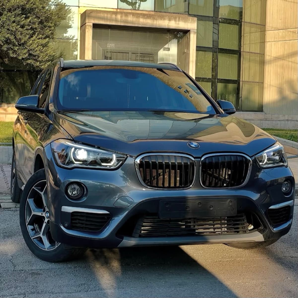BMW X1