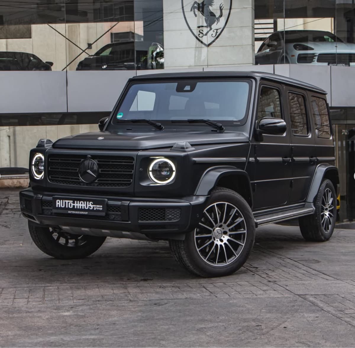 Mercedes-Benz G-500
