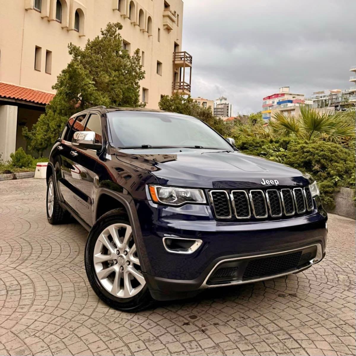 Jeep Cherokee