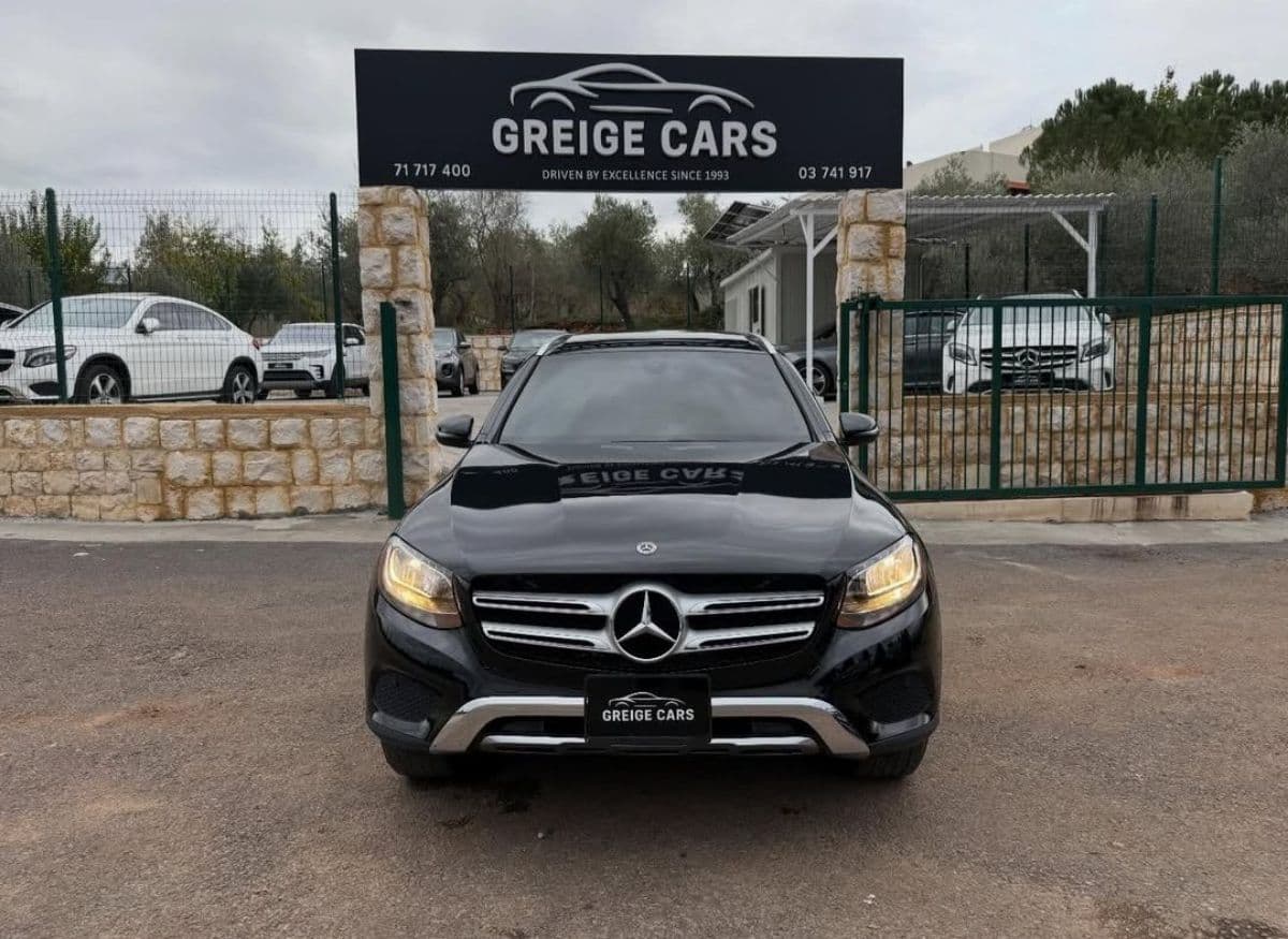 Mercedes-Benz GLC 300 SUV
