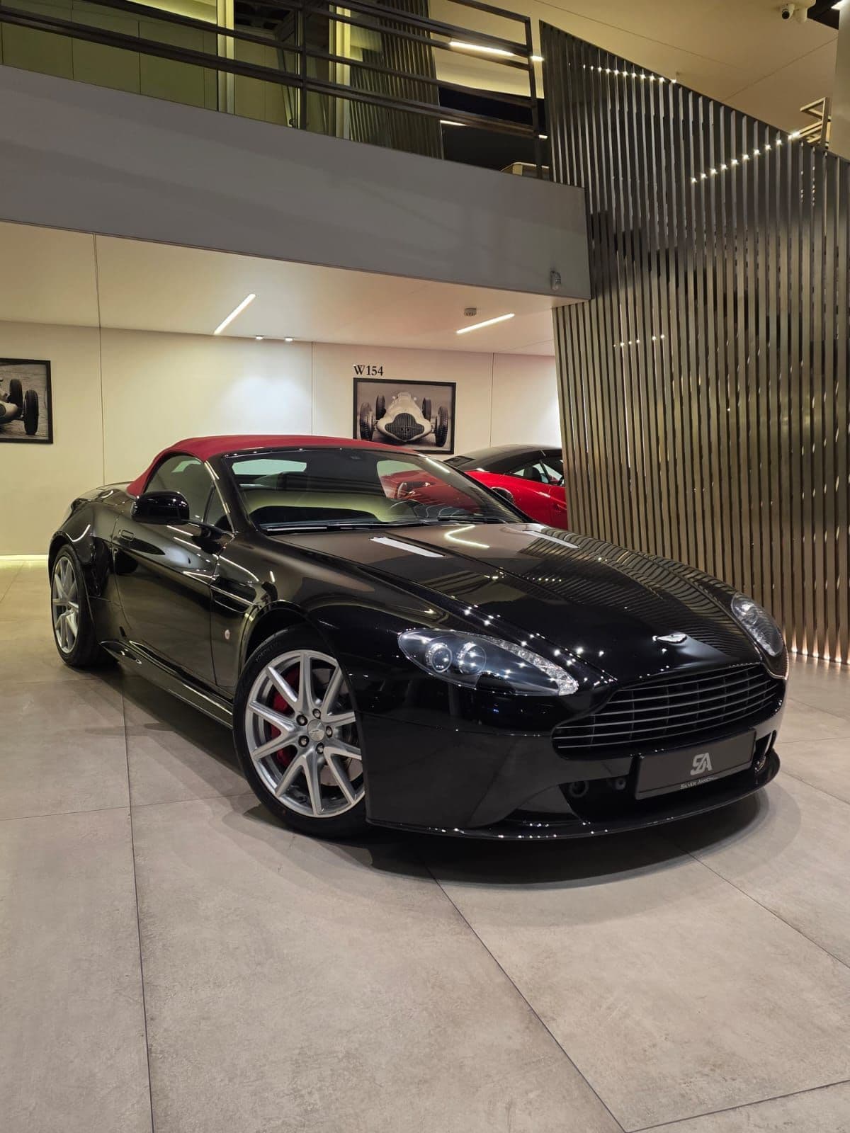 Aston Martin V8 Vantage S