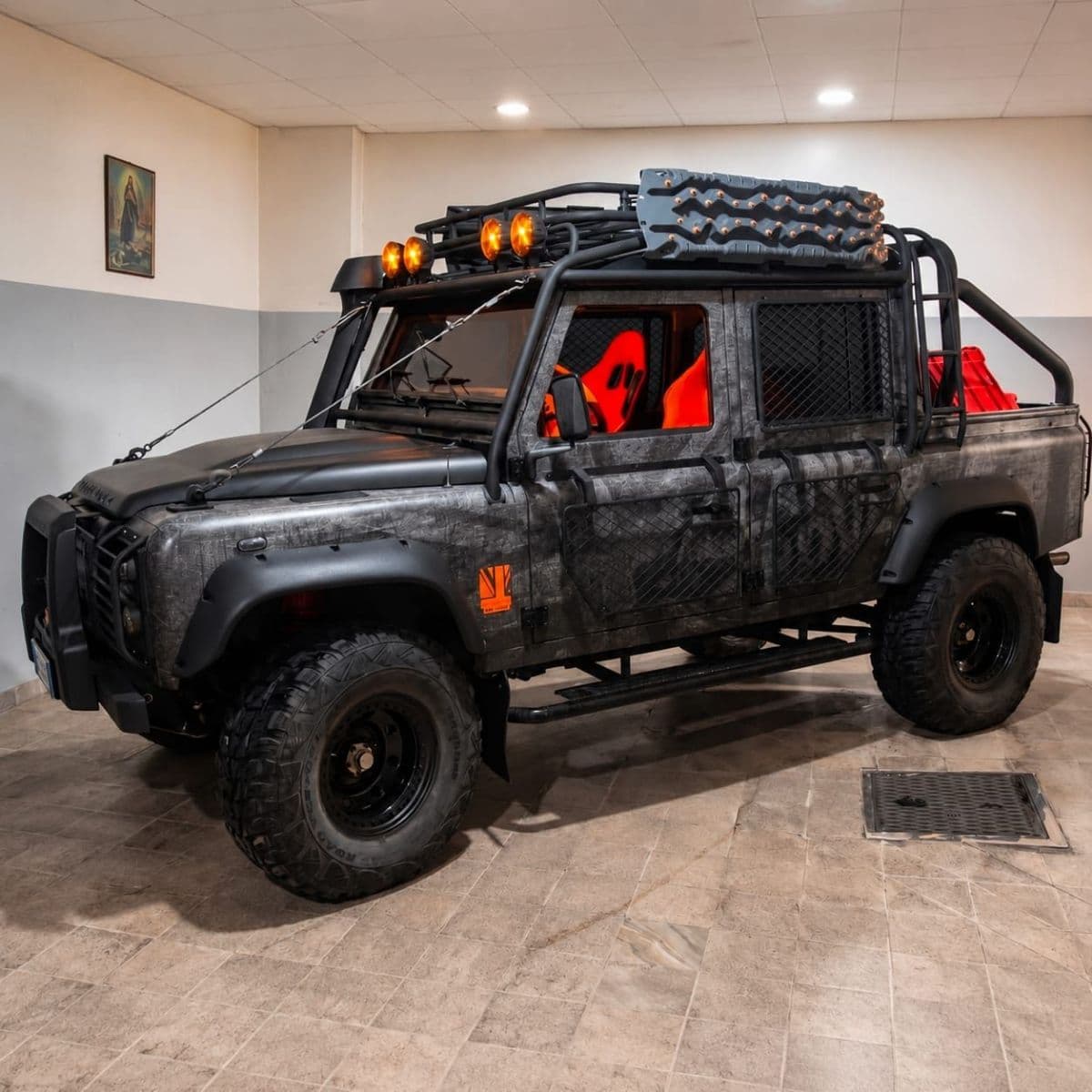 Land Rover Defender