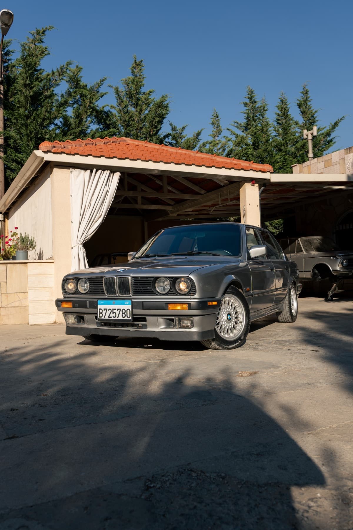 BMW E30 325i